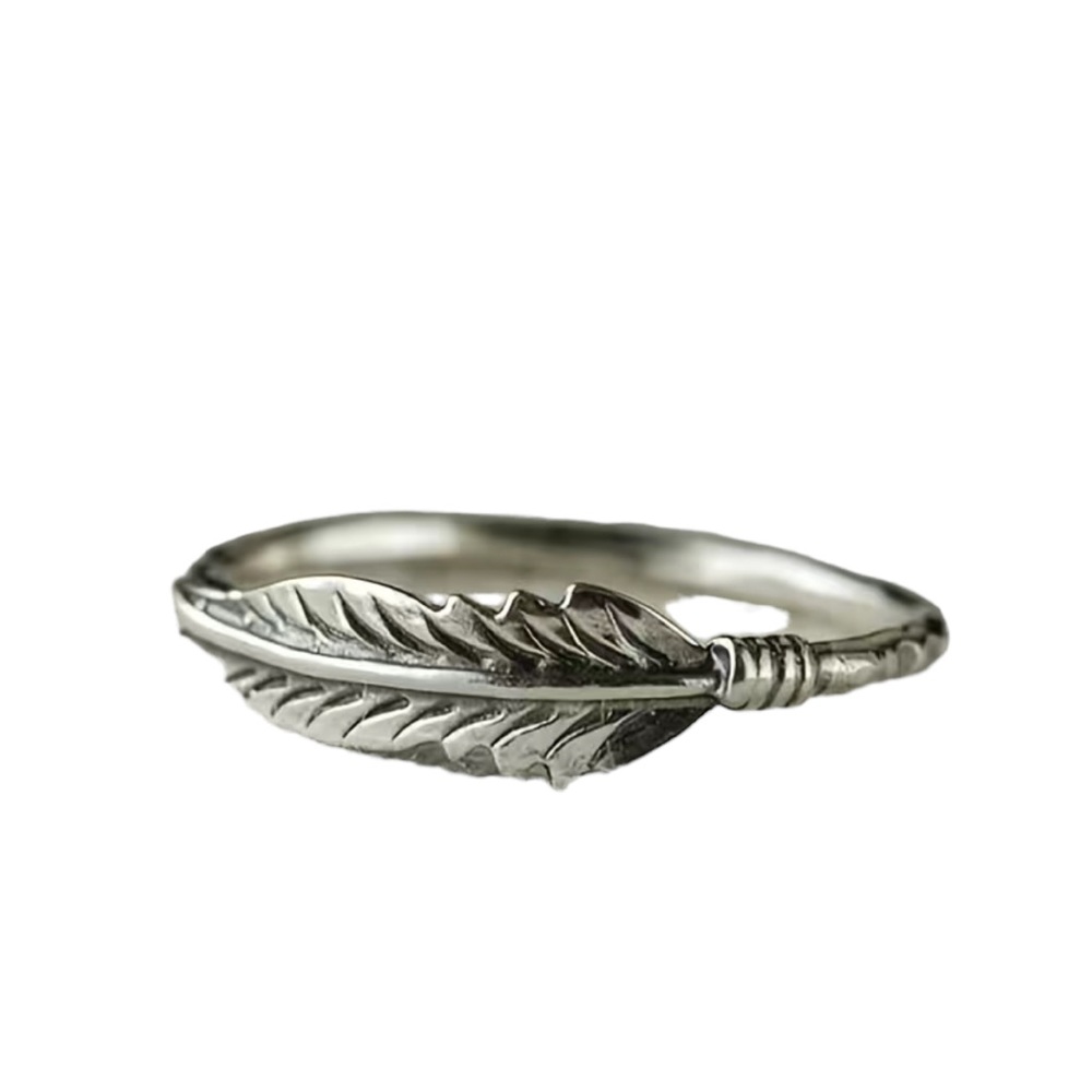 Silver Vintage Feather Ring